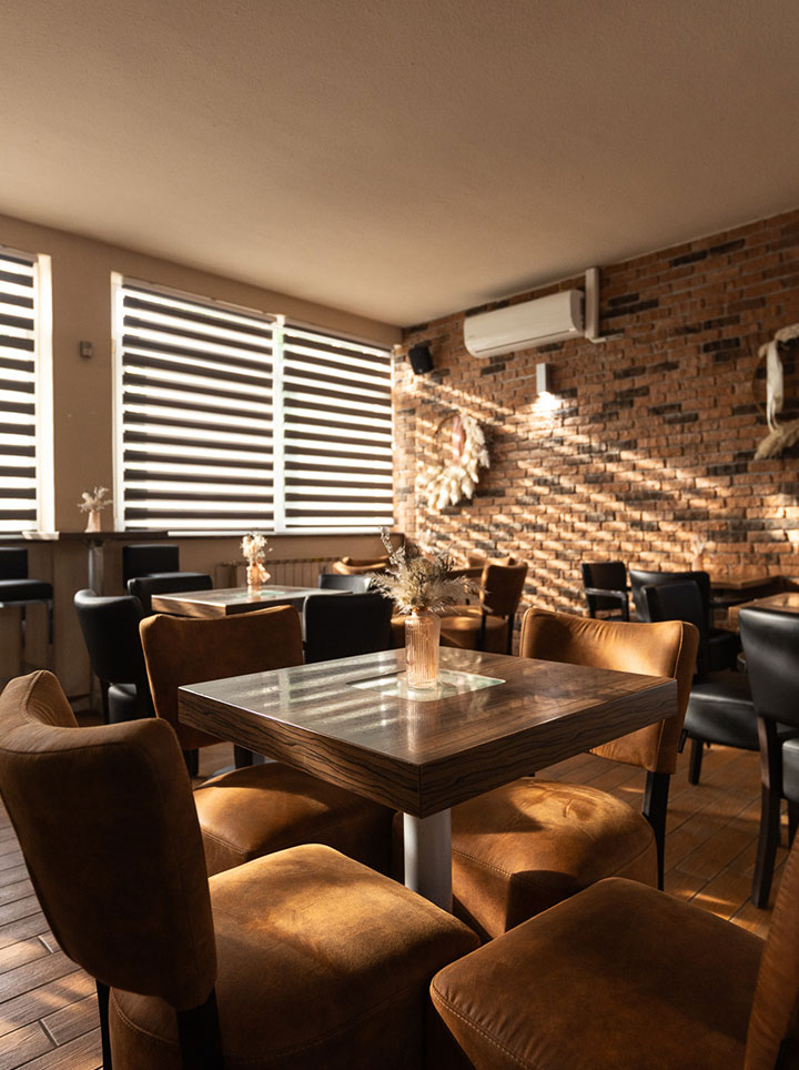 Kava z zgodbo. Prostor s tradicijo.